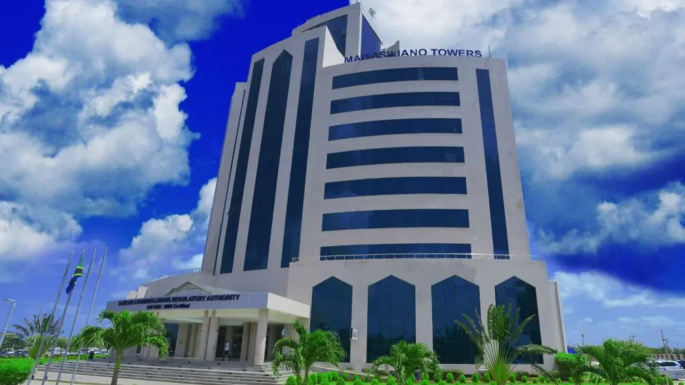 Taarifa kwa Umma: Ombi la Leseni Chini ya Mfumo wa Leseni Uliobadilishwa ( CLF )