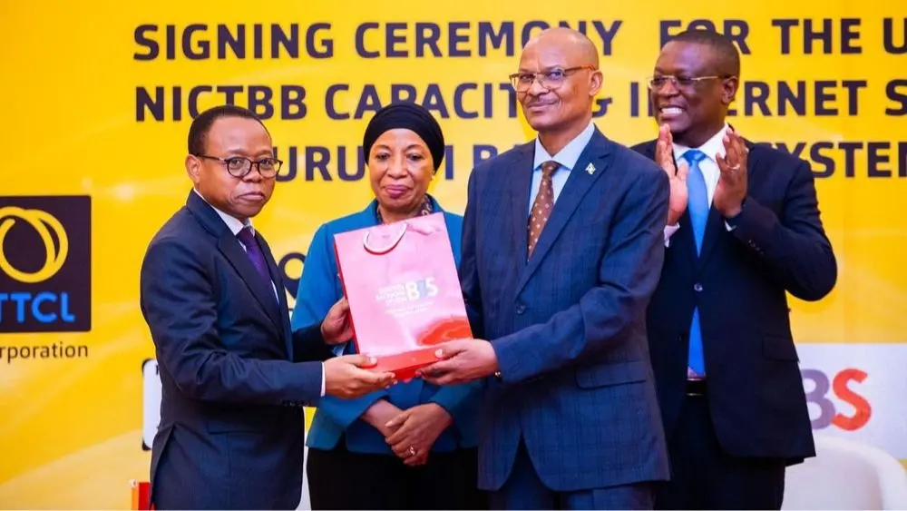 TCRA Yashuhudia Utiaji Saini Mkataba wa Kuimarisha Huduma za Mkongo nchini Burundi